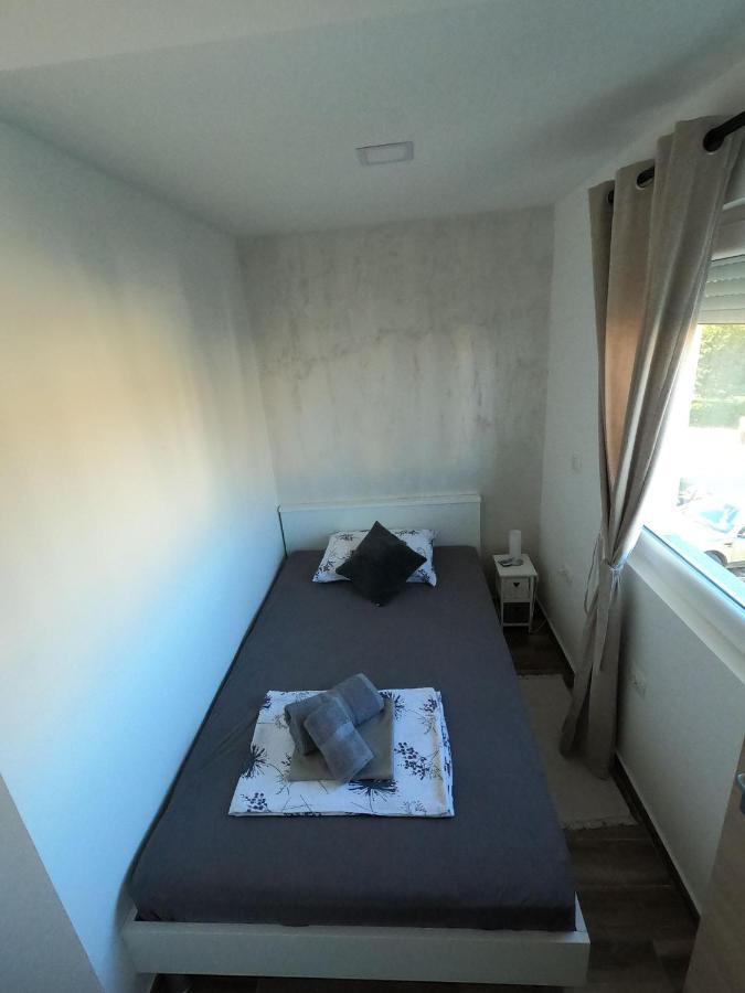 Apartment Natalia Valbandon Kültér fotó